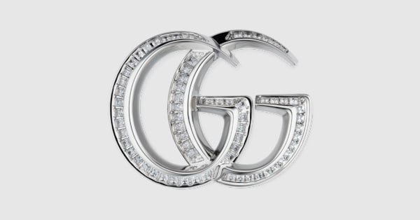 【新品】GUCCI GGロゴ クリスタルブローチ GG Marmont crystal brooch in palladium-toned brass | GUCCI® US