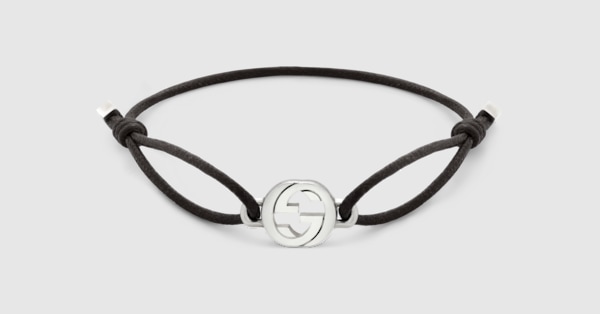 GUCCIグッチブレスレットジャケットコートシャツスウェットスニーカー値下げ不可 グッチ インターロッキング〕コード ブレスレット ・スターリング