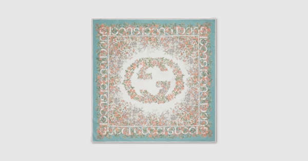 Printed silk twill carré in acquamarine and pink | GUCCI® US