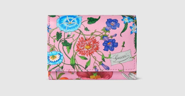 GUCCI フローラ　二つ折りサイフ　値下げしました❎2 フローラ モチーフ 二つ折り カードケース ・ピンク＆マルチカラー
