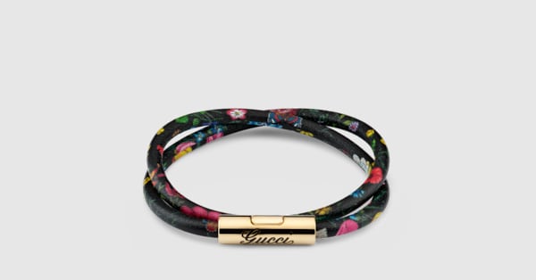 レザー ダブル “GUCCI” スクリプト ブレスレット ・ブラック レザー