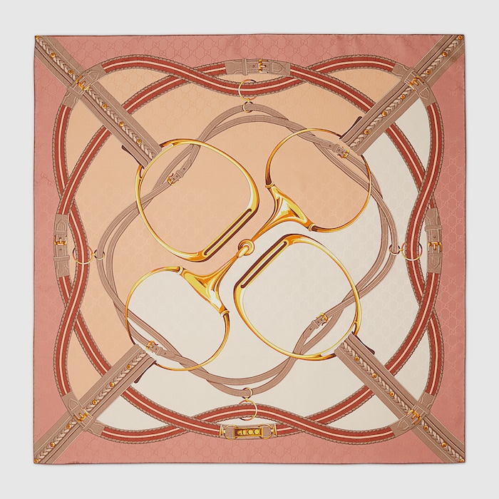 【GUCCI】 PRINTED SILK FOULARD Printed silk twill carré in black and beige | GUCCI® CA