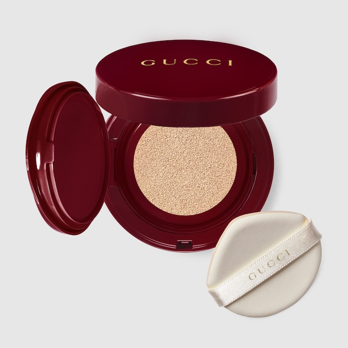 02, Limited-Edition Cushion De Beauté SPF Foundation in shade 02