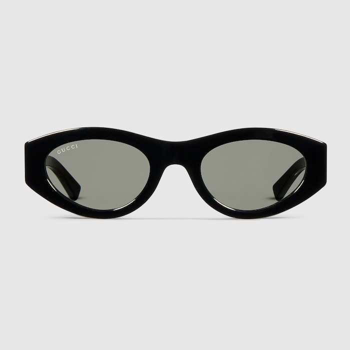 Oval frame sunglasses in black | GUCCI® CA