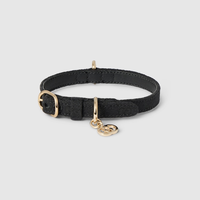 GUCCI 犬用リード 049-01-17-0476 Extra-small pet collar in black GG canvas | GUCCI® US