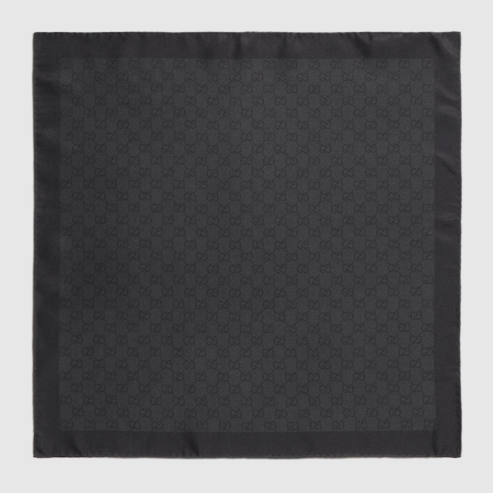 Printed silk twill carré in black | GUCCI® US