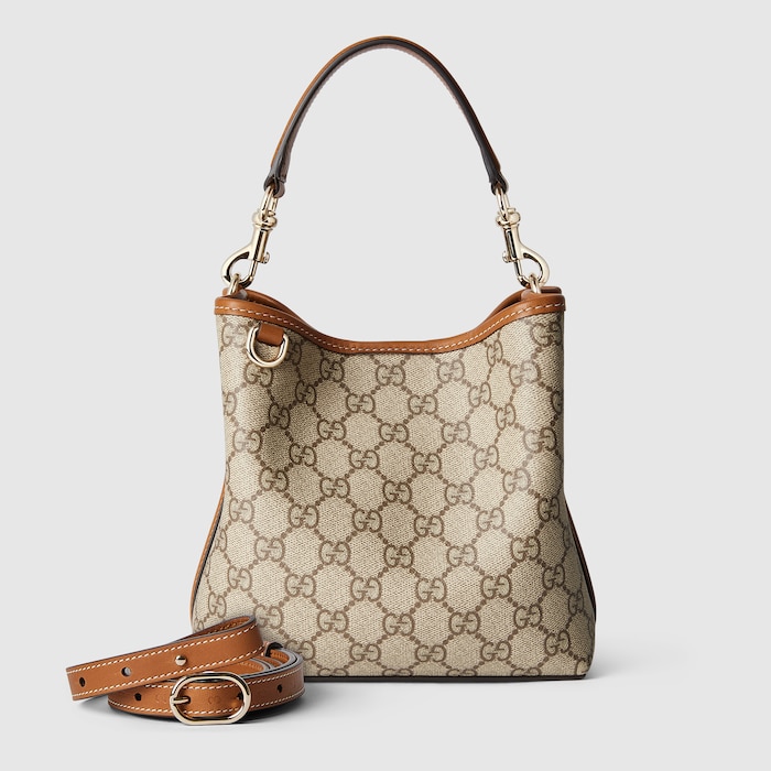 新品タグ付き‼️GUCCI グッチ カットアウト ラバー バケットバッグ GGエンブレム〕スモール バケットバッグ ・ベージュ＆ダークブラウン