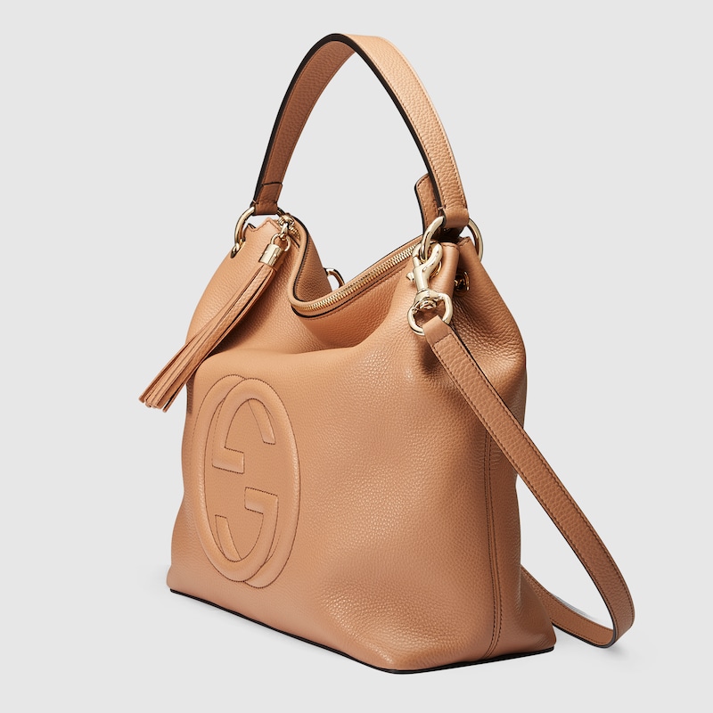 Amy Adams sceglie borsa Gucci 'Soho' a Vancouver - SFILATE