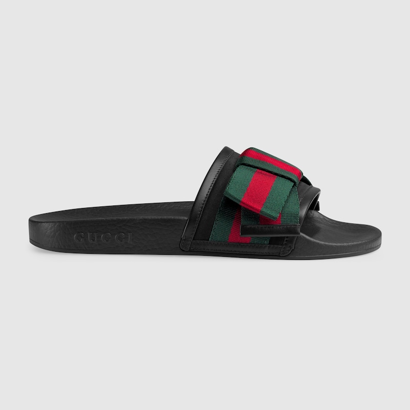 do valentino rockstud sandals run small
