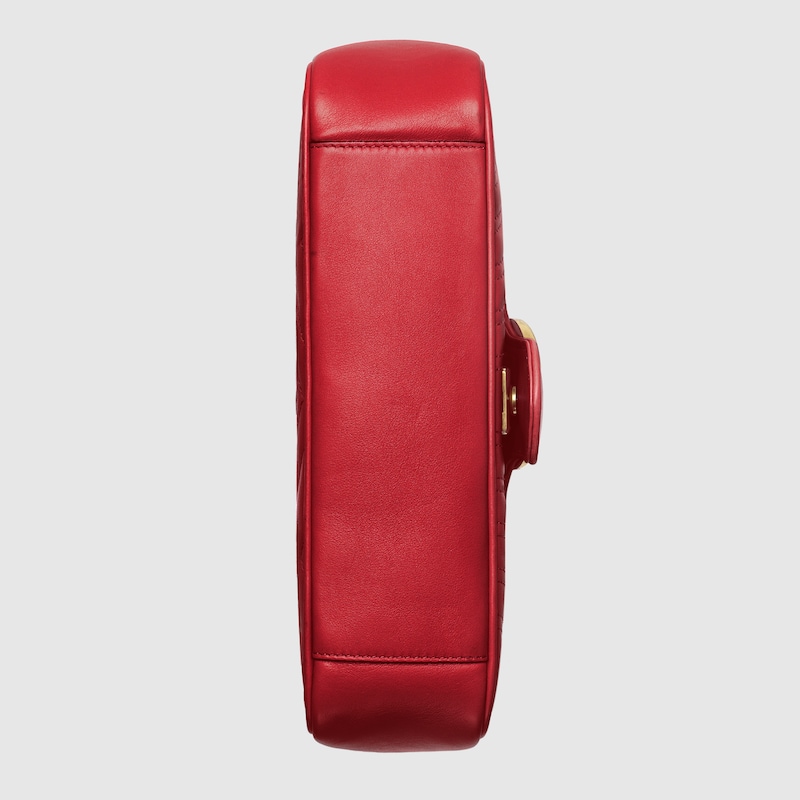 Bolso de Hombro GG Marmont Pequeño de Matelassé en piel rojo | GUCCI® ES