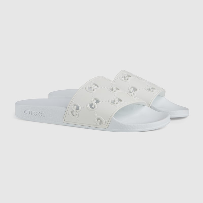 all white gucci flip flops