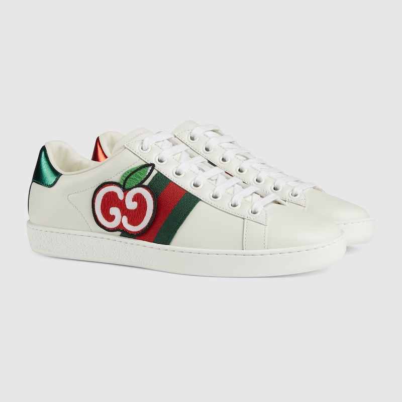 Zapatilla Ace con manzana GG para mujer en piel blanca | GUCCI® ES