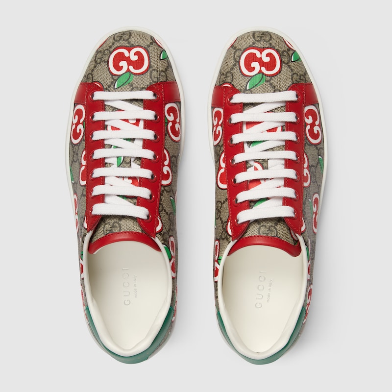 Women S Ace Sneaker With Gg Apple Print In Gg Supreme Gucci Se