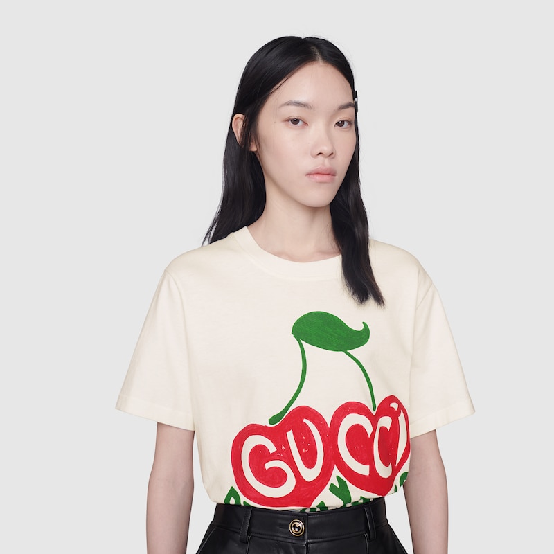 t shirt gucci con scritte