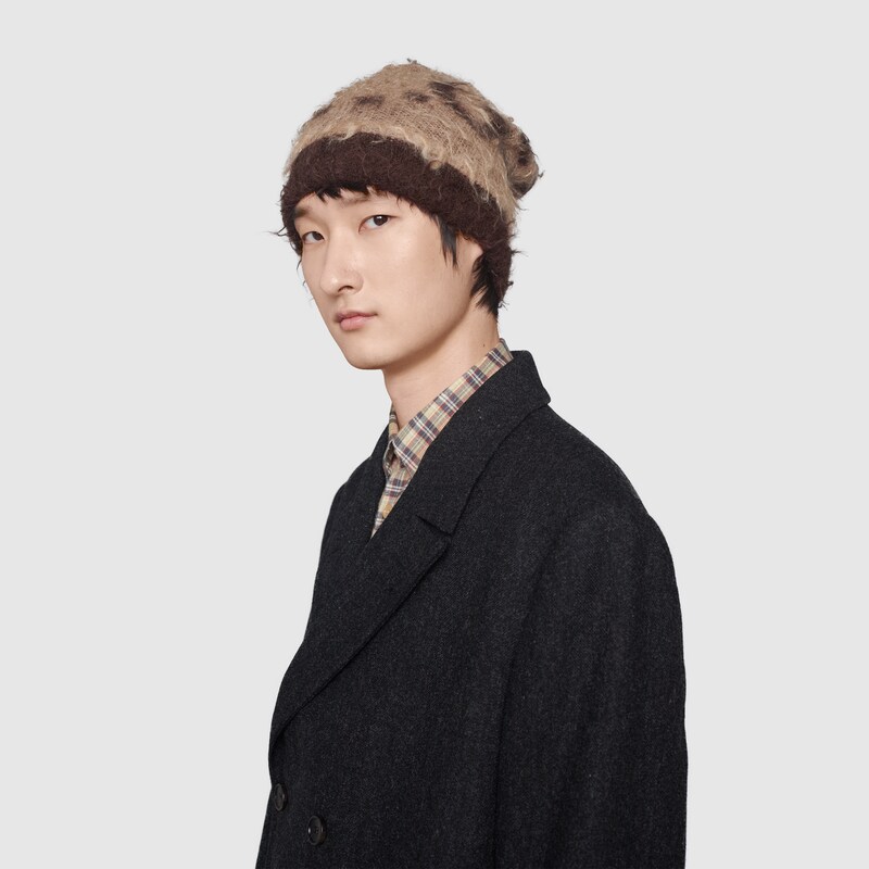 Cappello in lana mohair con GG in beige e marrone scuro | GUCCI® Italia