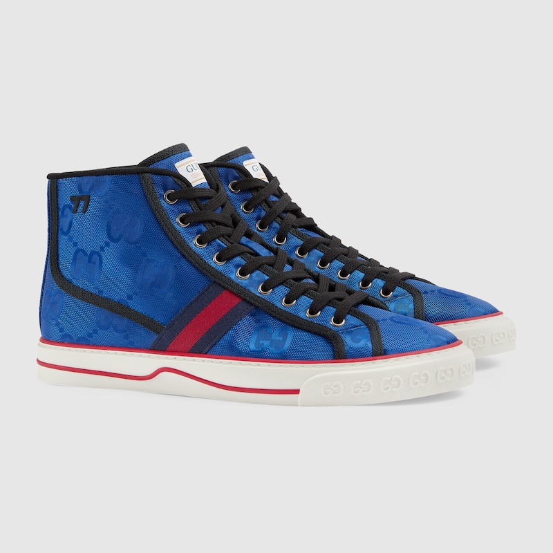 Мужские синие низкие кеды от Gucci, 40,595 руб. | farfetch.com | Лукастик