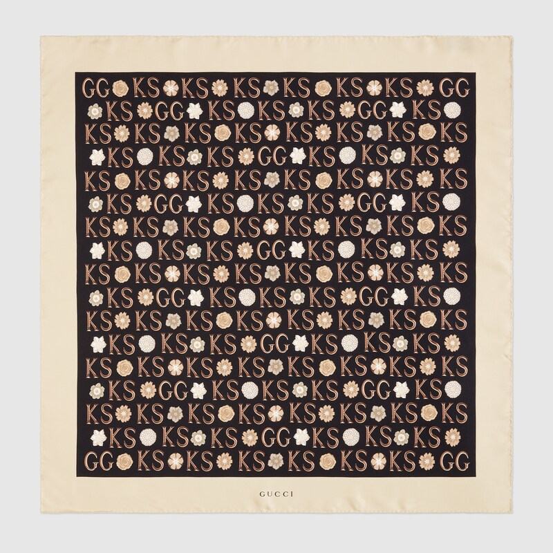 gucci printed silk scarf