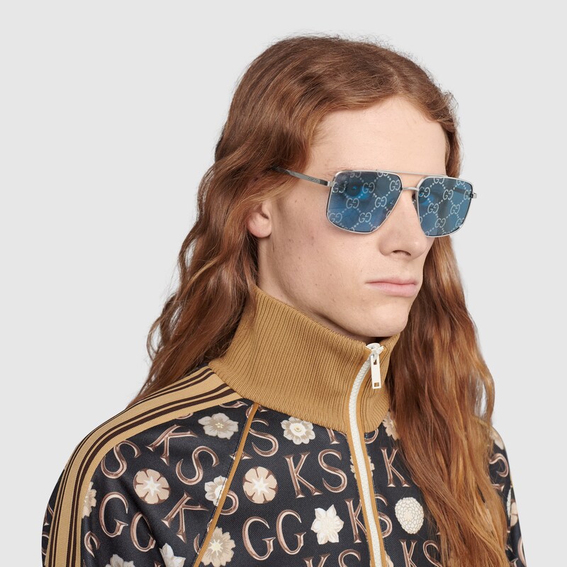 Aviator scarf wear it properly store