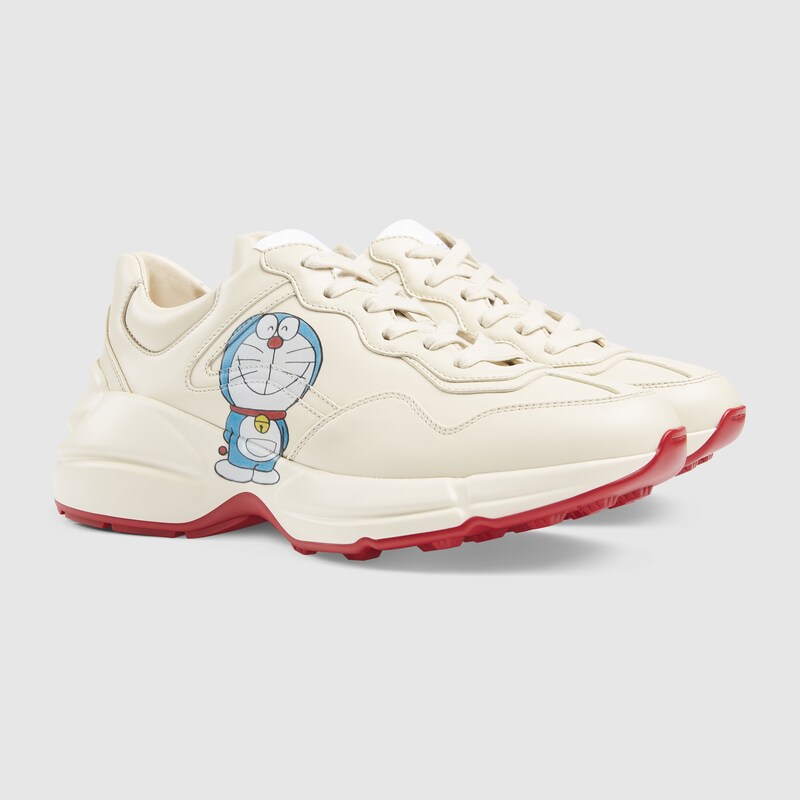 ライトン ドラえもん X Gucci ウィメンズ スニーカーアイボリー レザー Gucci Jp