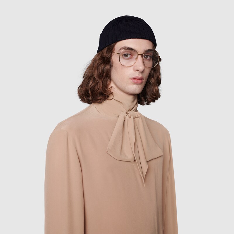 camicia di seta con fiocco