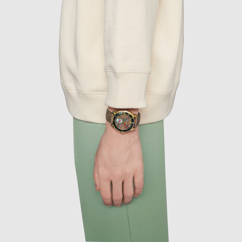 Doraemon clearance gucci watch