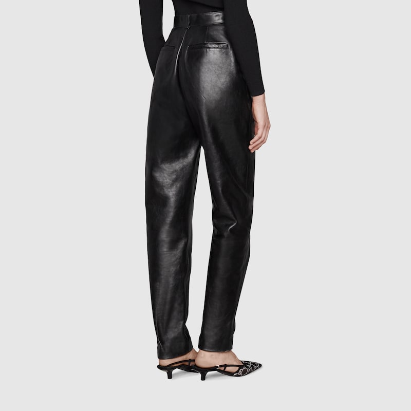 Pantalone in pelle lucida in nero | GUCCI® Italia