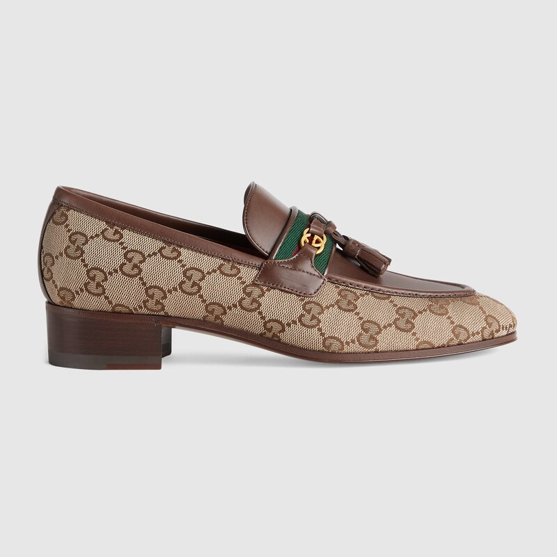 Mocassino GG con nappina in tessuto beige ed ebano | GUCCI® Italia