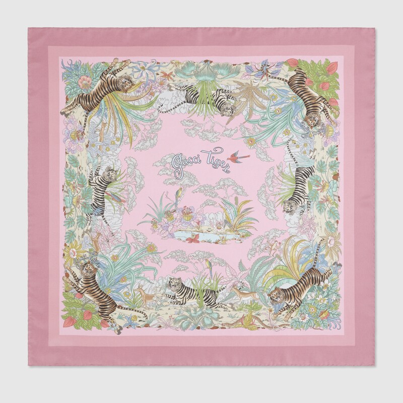 Gucci Tiger foulard in seta in rosa chiaro | GUCCI® Italia