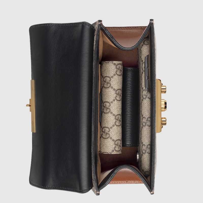 Bolso de Hombro Padlock Pequeño con GG en GG supreme | GUCCI® ES