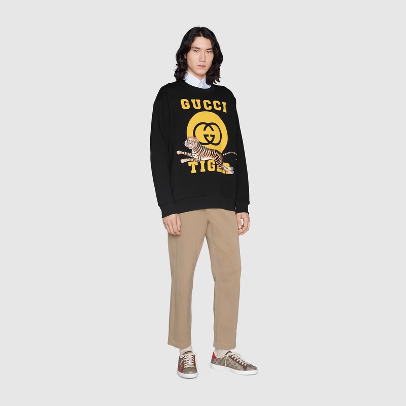 Gucci Tiger felpa in cotone in nero | GUCCI® Italia