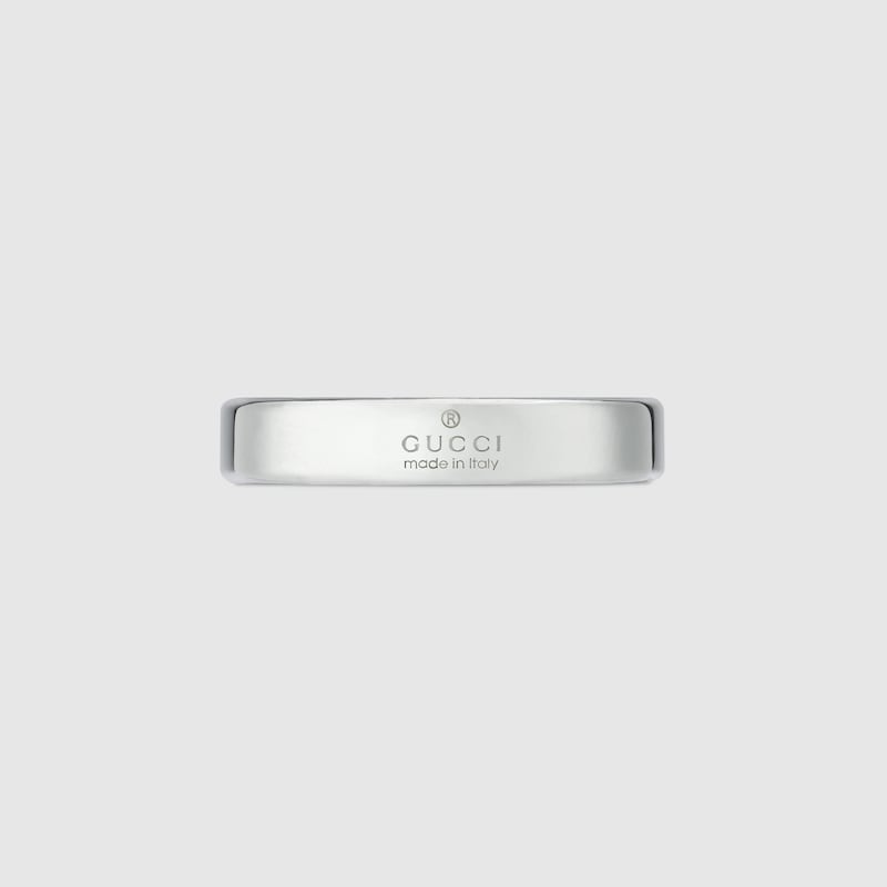Diagonal Interlocking G thin ring