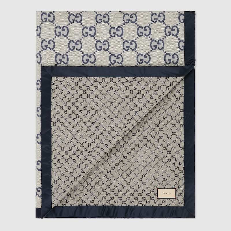 Double-sided GG quilted cotton blanket