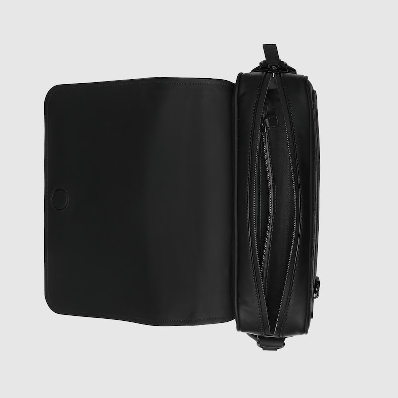 Rubber-effect medium messenger bag