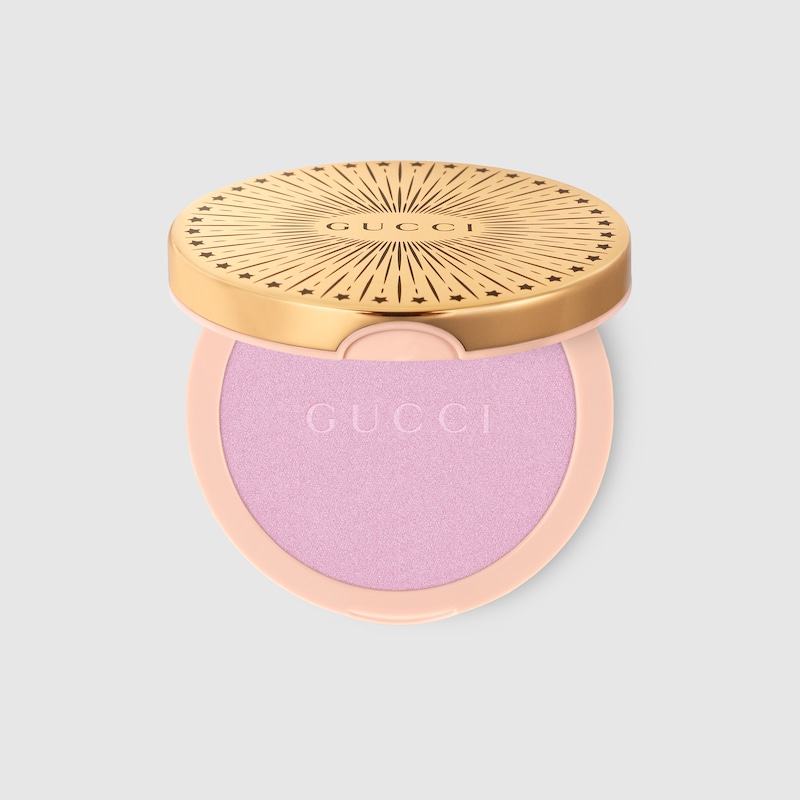02, Gucci Glow Highlighter powder