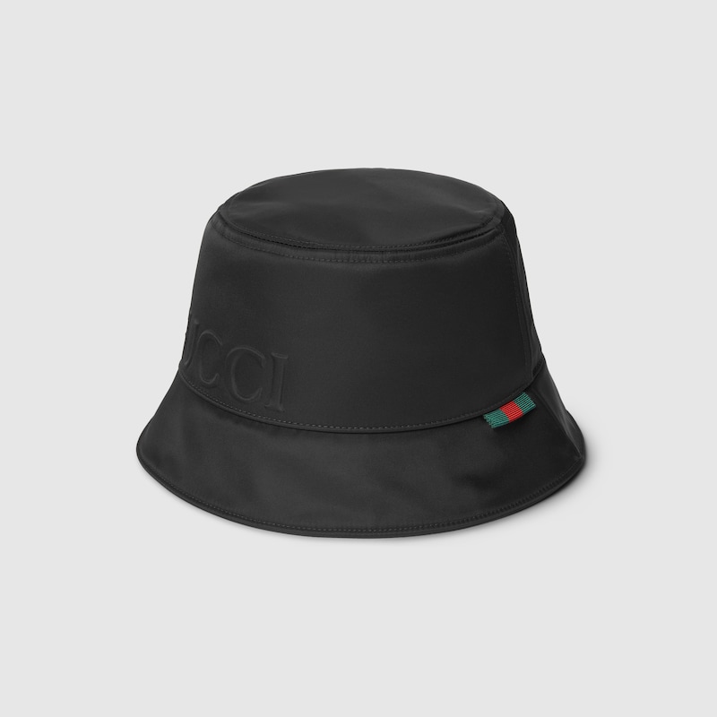 Gucci Nylon Bucket Hat With Logo In Black