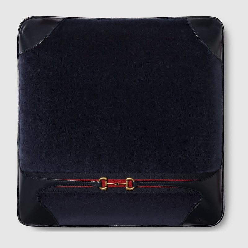 Velvet cushion with Horsebit