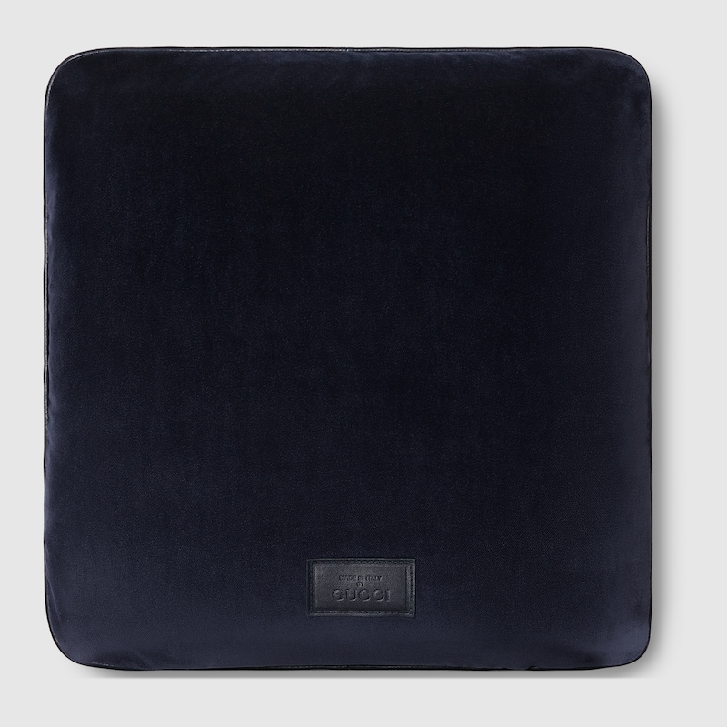 Velvet cushion with Horsebit
