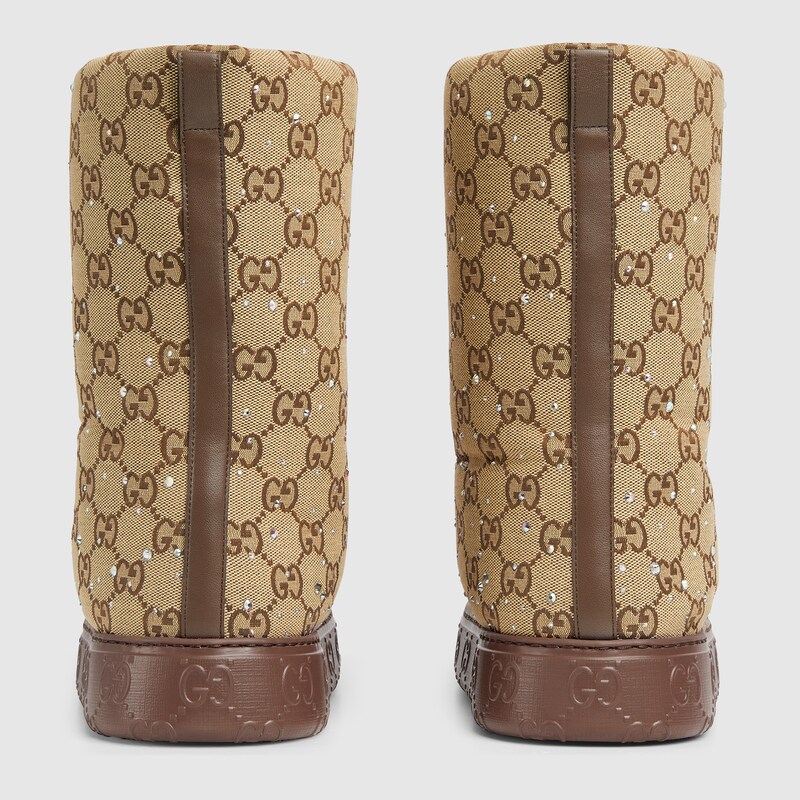 Women's boot with crystals
