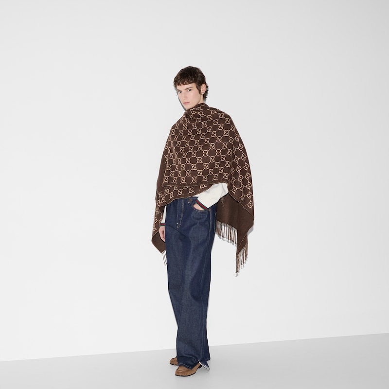 Gucci GG Wool Jacquard Cape | Thumbnail 3 Gucci GG Wool Jacquard Cape | Thumbnail 3