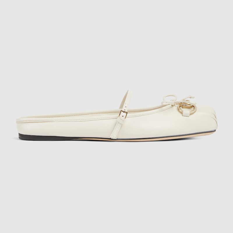 Gucci Horsebit Leather Ballet Flats In White