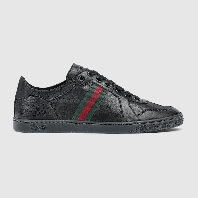 Stretch Low-top Sneaker