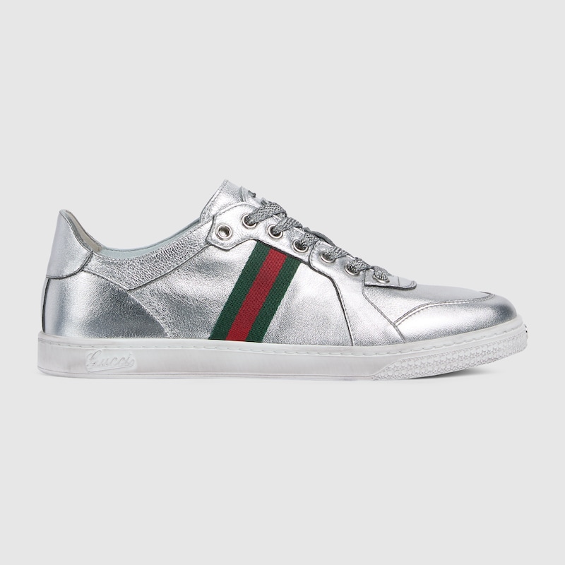 Stretch Low-top Sneaker