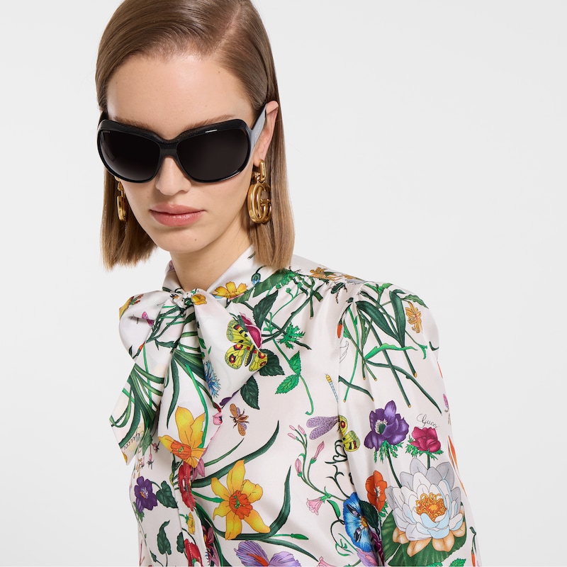 Gucci Printed Silk Twill Shirt With Bow | Thumbnail 3 Gucci Printed Silk Twill Shirt With Bow | Thumbnail 3