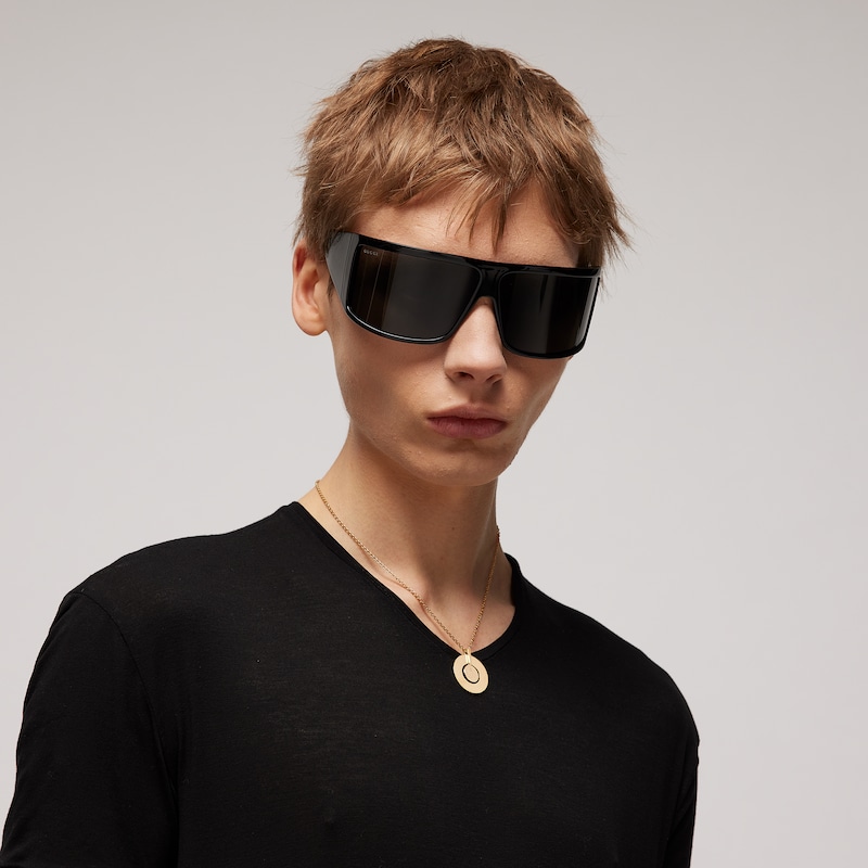 Gucci Trademark Pendant Necklace | Thumbnail 2
