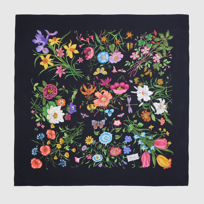 Gucci Printed Silk Wool Shawl In Black