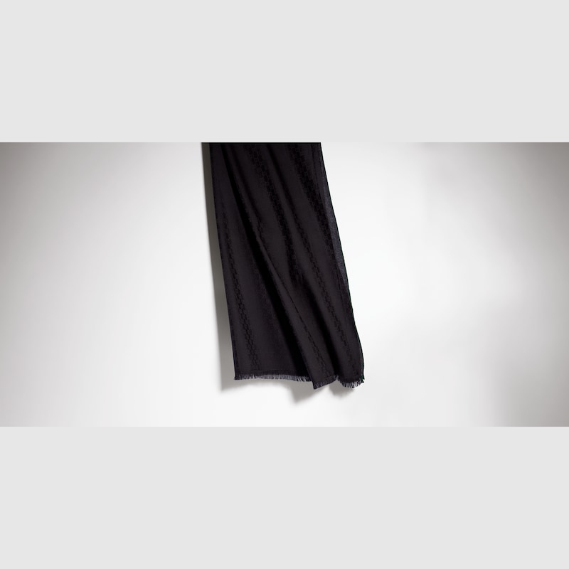 Gucci GG Wool Silk Jacquard Stole | Thumbnail 3 Gucci GG Wool Silk Jacquard Stole | Thumbnail 3