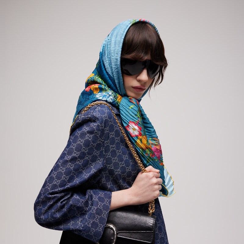Gucci Printed Silk Shawl | Thumbnail 2 Gucci Printed Silk Shawl | Thumbnail 2