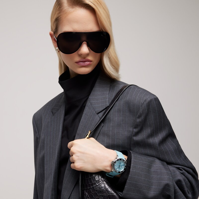 Gucci Dive Watch, 36mm | Thumbnail 2 Gucci Dive Watch, 36mm | Thumbnail 2