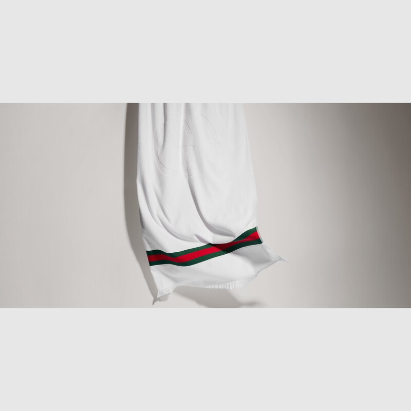 Gucci Terrycloth Beach Blanket With Web | Thumbnail 3 Gucci Terrycloth Beach Blanket With Web | Thumbnail 3