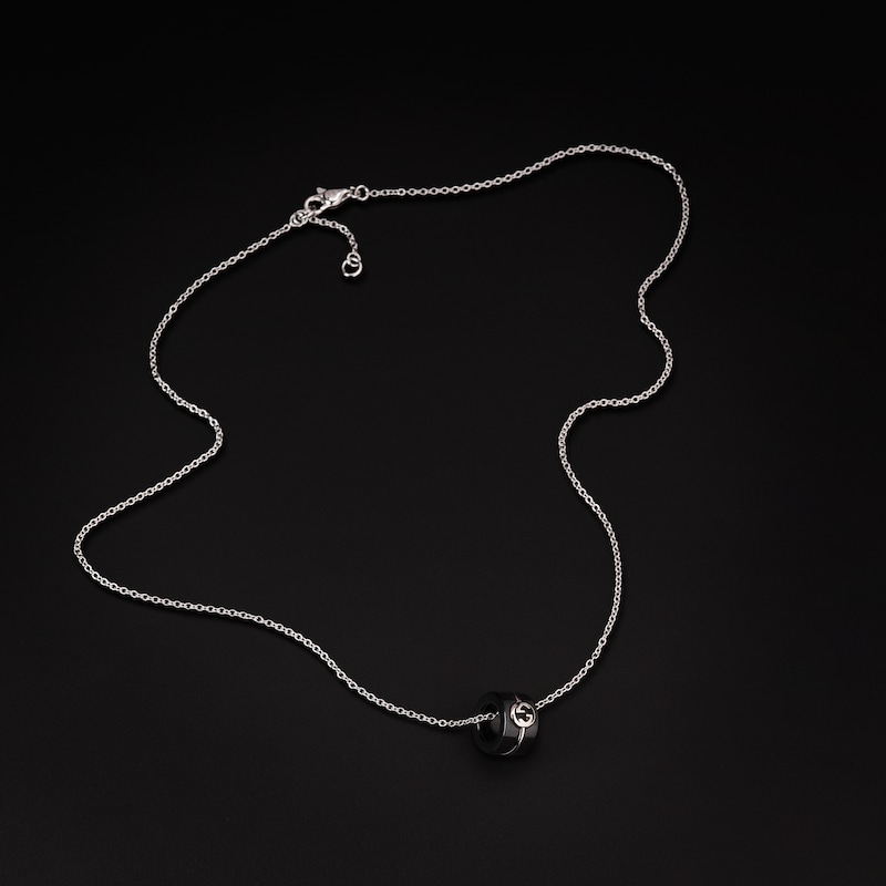 Gucci Interlocking 18k Pendant Necklace | Thumbnail 2